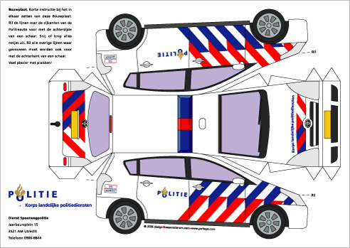 bouwplaat toyota politieauto Bastelbogen Papiermodelle